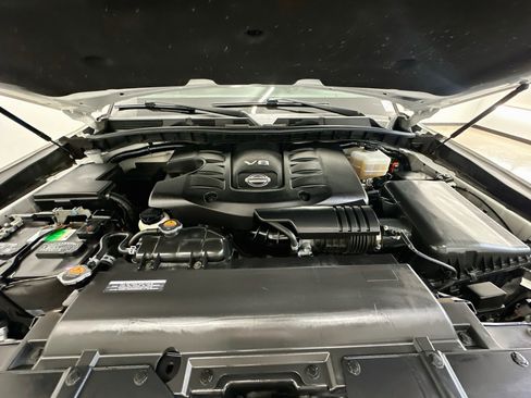 Used 2020 Nissan Armada Platinum w/ Platinum Reserve Package AWD/4WD image 37