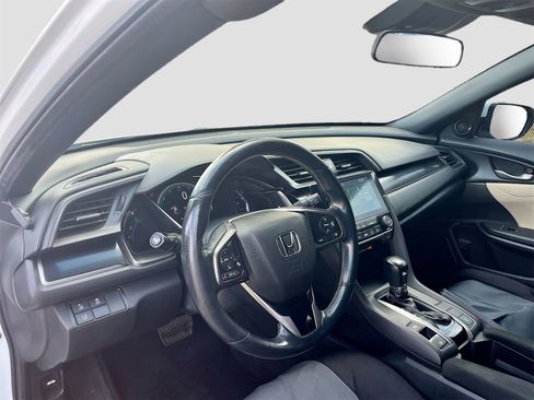 Used 2020 Honda Civic EX image 9