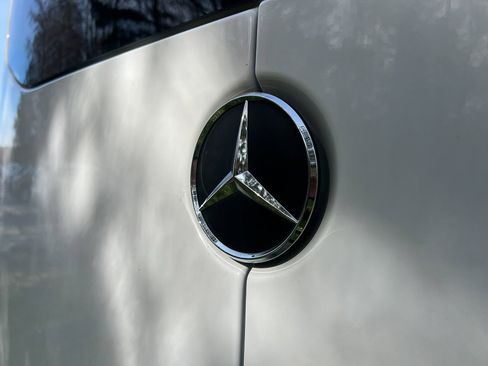 Used 2020 Mercedes-Benz Sprinter 2500 image 6