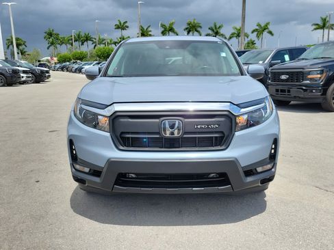 Used 2025 Honda Ridgeline RTL+ image 2
