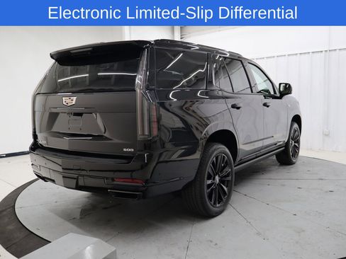 Used 2026 Cadillac Escalade Sport image 4