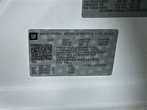 Used 2021 GMC Sierra 1500 4x4 Crew Cab w/ Sierra Value Package image 36