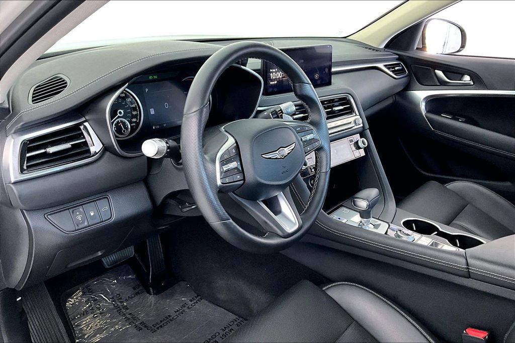 Used 2026 Genesis G70 2.5T AWD/4WD image 16