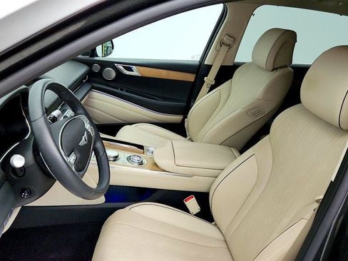 Used 2024 Genesis GV80 2.5T w/ Advanced Package AWD/4WD image 13