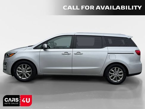 Used 2021 Kia Sedona EX FWD image 4
