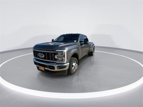 Certified 2024 Ford F350 Lariat w/ Lariat Ultimate Package image 4