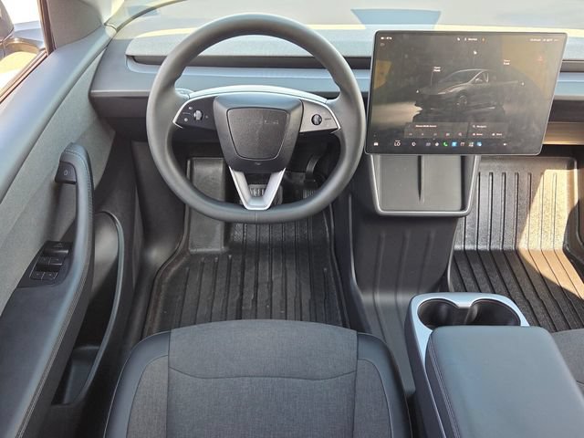 Used 2026 Tesla Model Y 2WD image 7