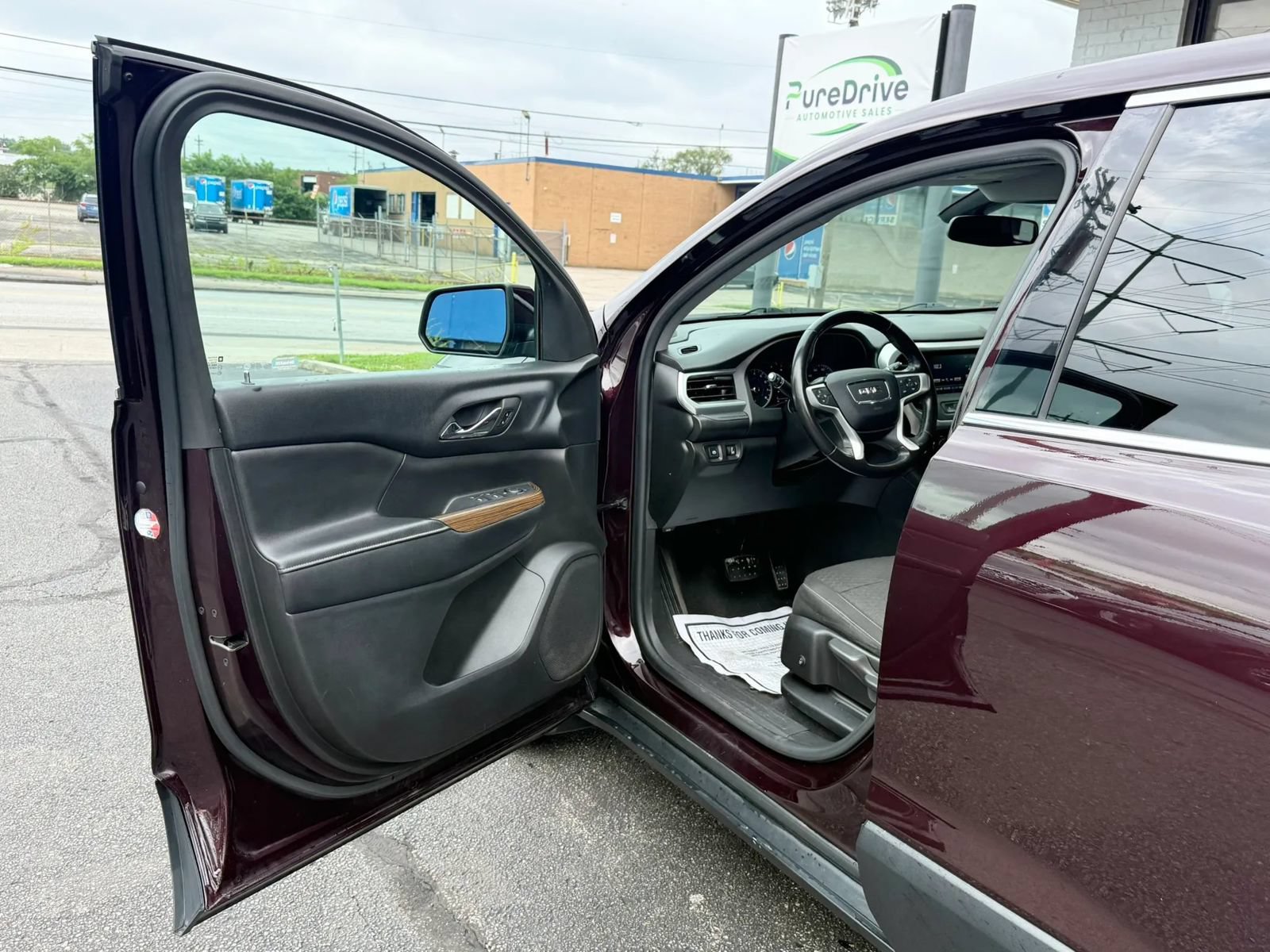 Used 2018 GMC Acadia SLE w/ LPO, Protection Package FWD image 11