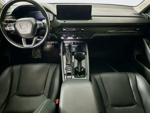 Used 2024 Honda Accord Touring image 16