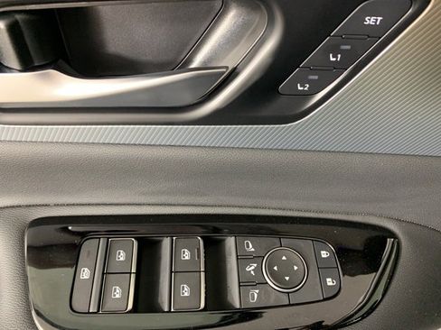 Used 2025 Nissan Murano Platinum w/ Cargo Package image 17