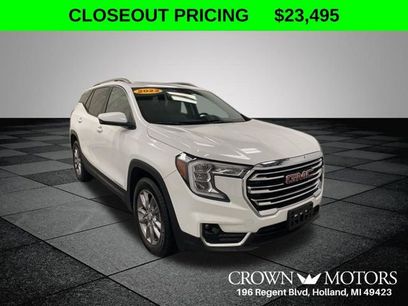 Used 2022 GMC Terrain SLT w/ Infotainment Package II