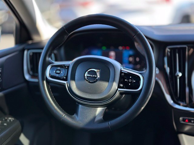 Used 2024 Volvo V60 B5 Cross Country Plus AWD/4WD image 17