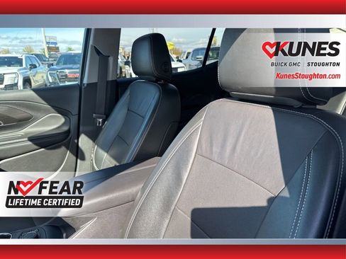 Used 2024 GMC Terrain SLT AWD/4WD image 26