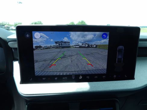 New 2025 Ford Maverick XLT w/ XLT Luxury Package image 17