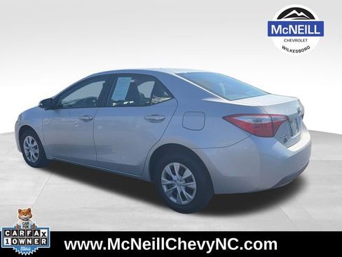 Used 2016 Toyota Corolla L FWD image 6