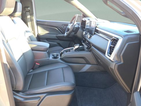 Certified 2024 GMC Canyon Elevation w/ Elevation Premium Package image 14