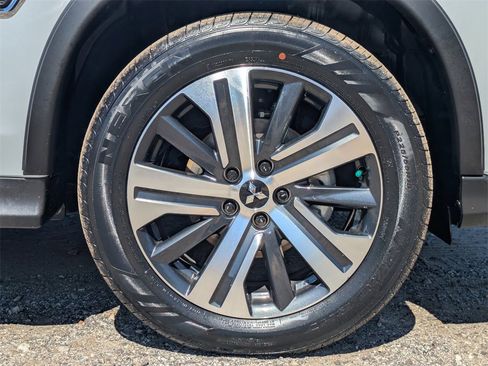 New 2025 Mitsubishi Outlander Sport SE image 11