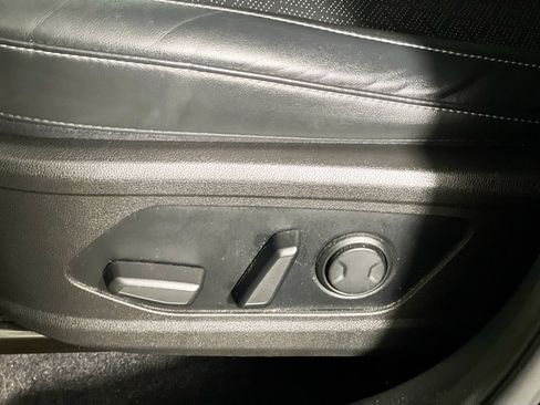 Used 2021 Kia Sorento S w/ Panoramic Sunroof Package FWD image 15