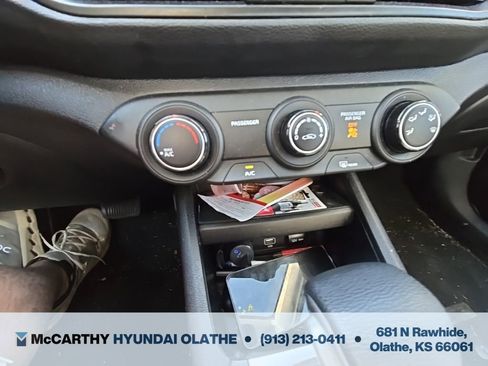 Used 2023 Kia Forte LXS FWD image 8