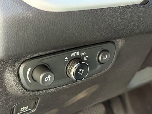 Used 2020 GMC Terrain SLT image 15