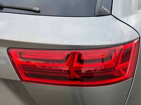 Used 2017 Audi Q7 2.0T Premium Plus image 16