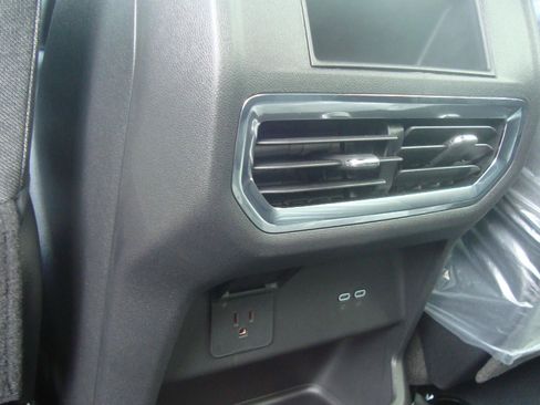 New 2026 GMC Sierra EV Elevation image 19