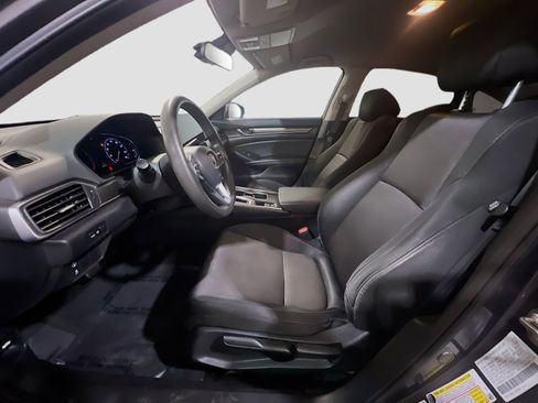 Used 2019 Honda Accord LX image 12