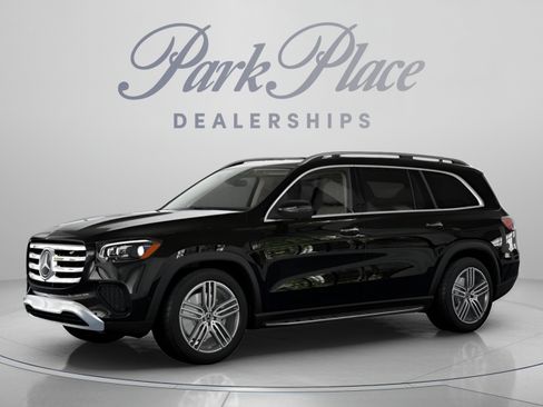 Used 2026 Mercedes-Benz GLS 450 4MATIC image 2