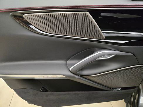 Used 2026 Ferrari Purosangue image 34