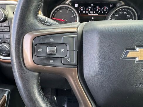 Certified 2022 Chevrolet Silverado 3500 High Country AWD/4WD image 25