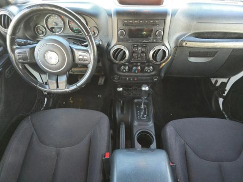 Used 2015 Jeep Wrangler Unlimited Sport w/ Quick Order Package 24S AWD/4WD image 9