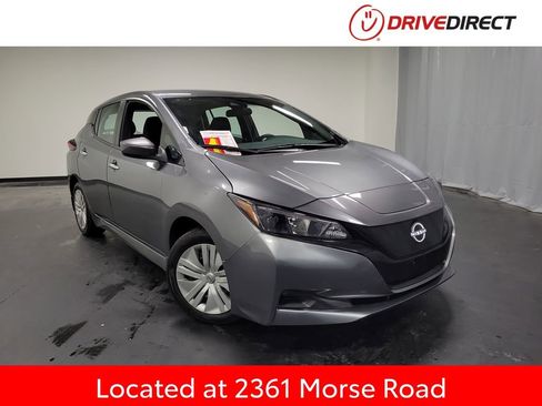 Used 2023 Nissan Leaf S image 1