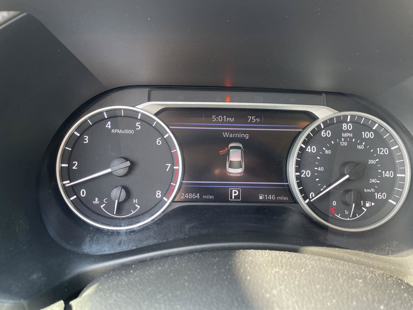 Used 2023 Nissan Sentra SV w/ SV Premium Package FWD image 2