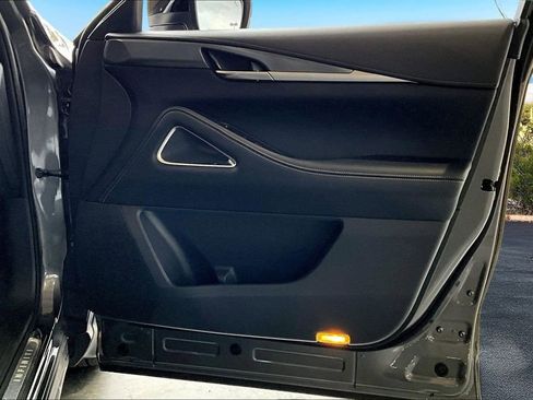 Used 2025 INFINITI QX60 Luxe w/ Vision Package image 24