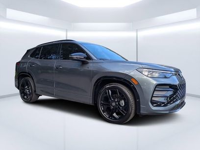 New 2026 Volkswagen Tiguan SE R-Line