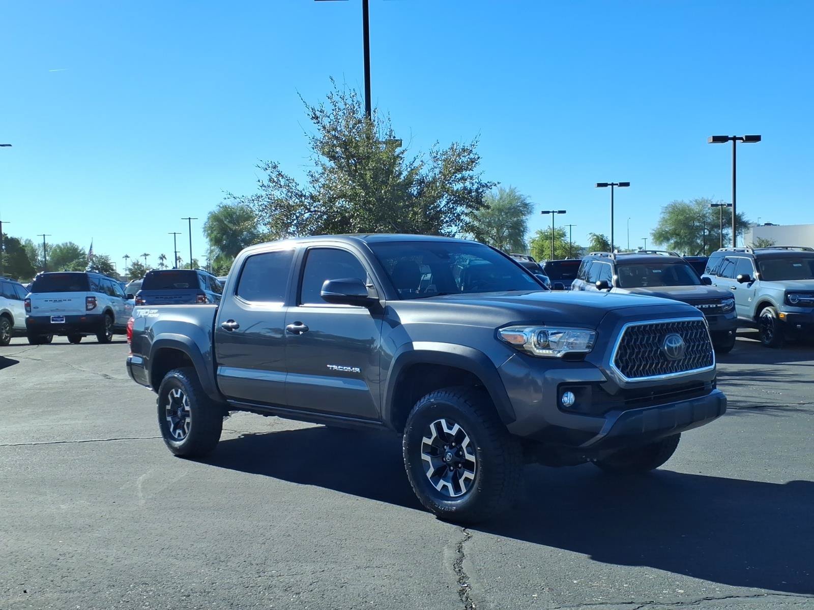 Used 2018 Toyota Tacoma TRD Off-Road w/ Technology Package RWD image 8