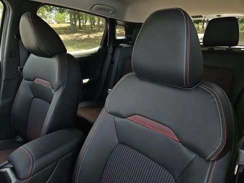 New 2025 Nissan Kicks SR w/ Illumination Package image 11