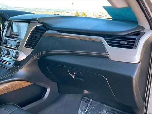 Used 2020 GMC Yukon XL Denali w/ Open Road Package image 27