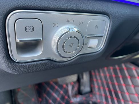 Used 2024 Mercedes-Benz GLE 350 4MATIC image 12