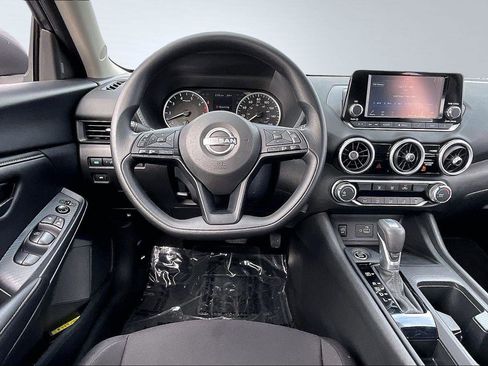 Certified 2025 Nissan Sentra S image 6
