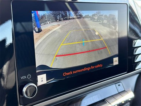 Used 2025 Toyota Camry LE image 24