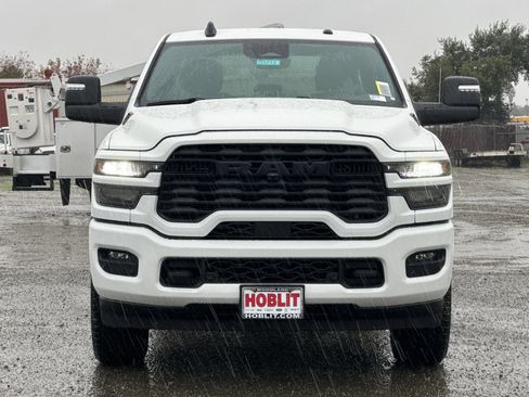 New 2026 RAM 2500 Big Horn image 8