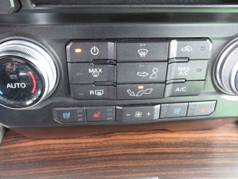 Used 2015 Ford F150 Lariat w/ Equipment Group 502A Luxury image 19