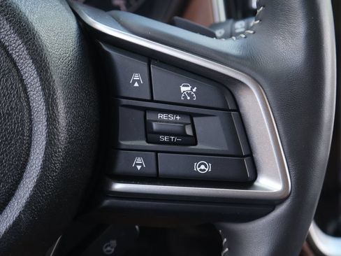 Used 2025 Subaru Outback Touring XT AWD/4WD image 23