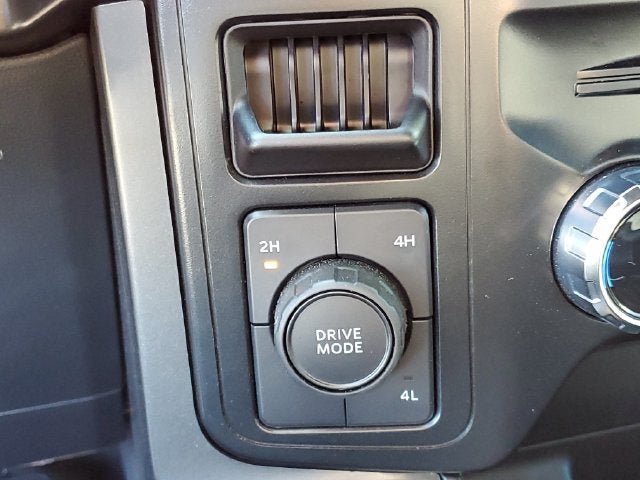 Used 2024 Ford F150 XLT w/ XLT Black Appearance Package AWD/4WD image 18