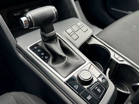 Used 2023 Kia Sportage LX image 24