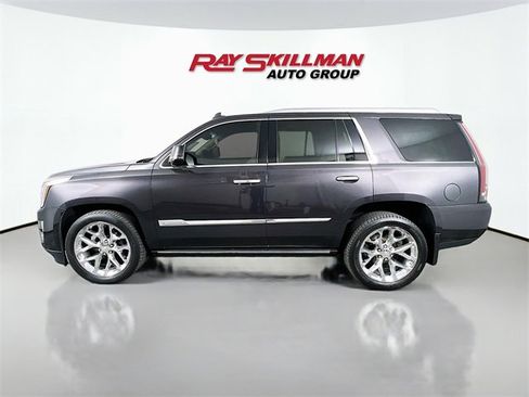 Used 2016 Cadillac Escalade Premium image 4