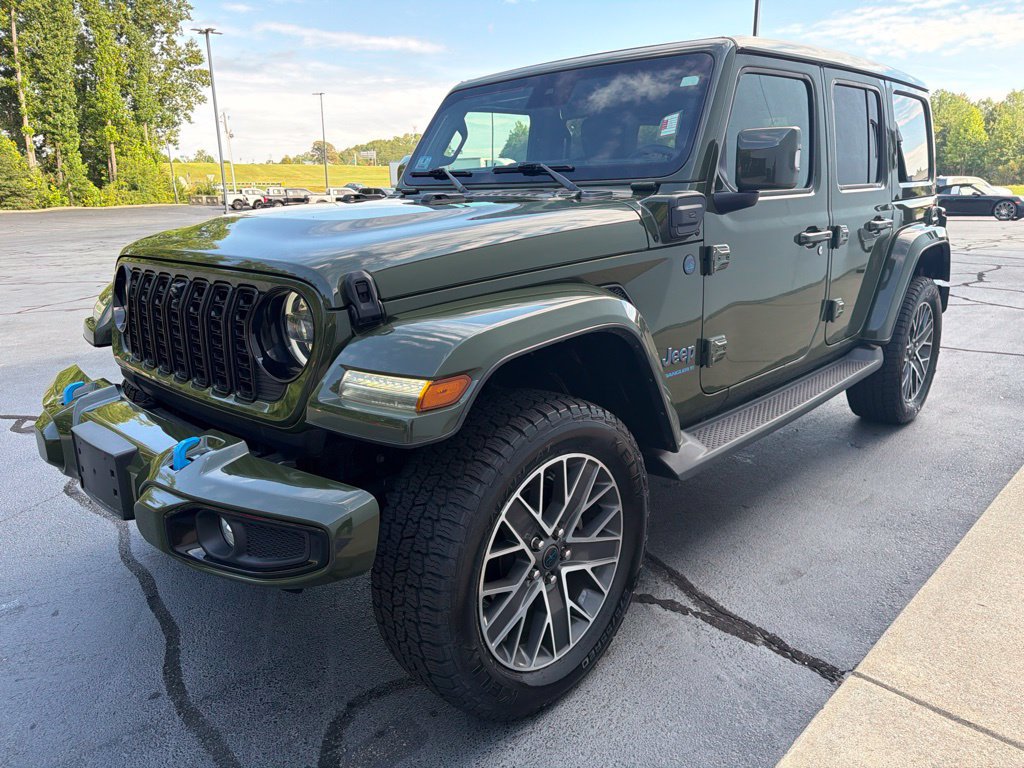 Used 2024 Jeep Wrangler High Altitude AWD/4WD image 4
