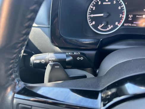 Used 2022 Nissan Pathfinder SV image 20