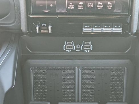 New 2026 RAM 3500 Laramie AWD/4WD image 16